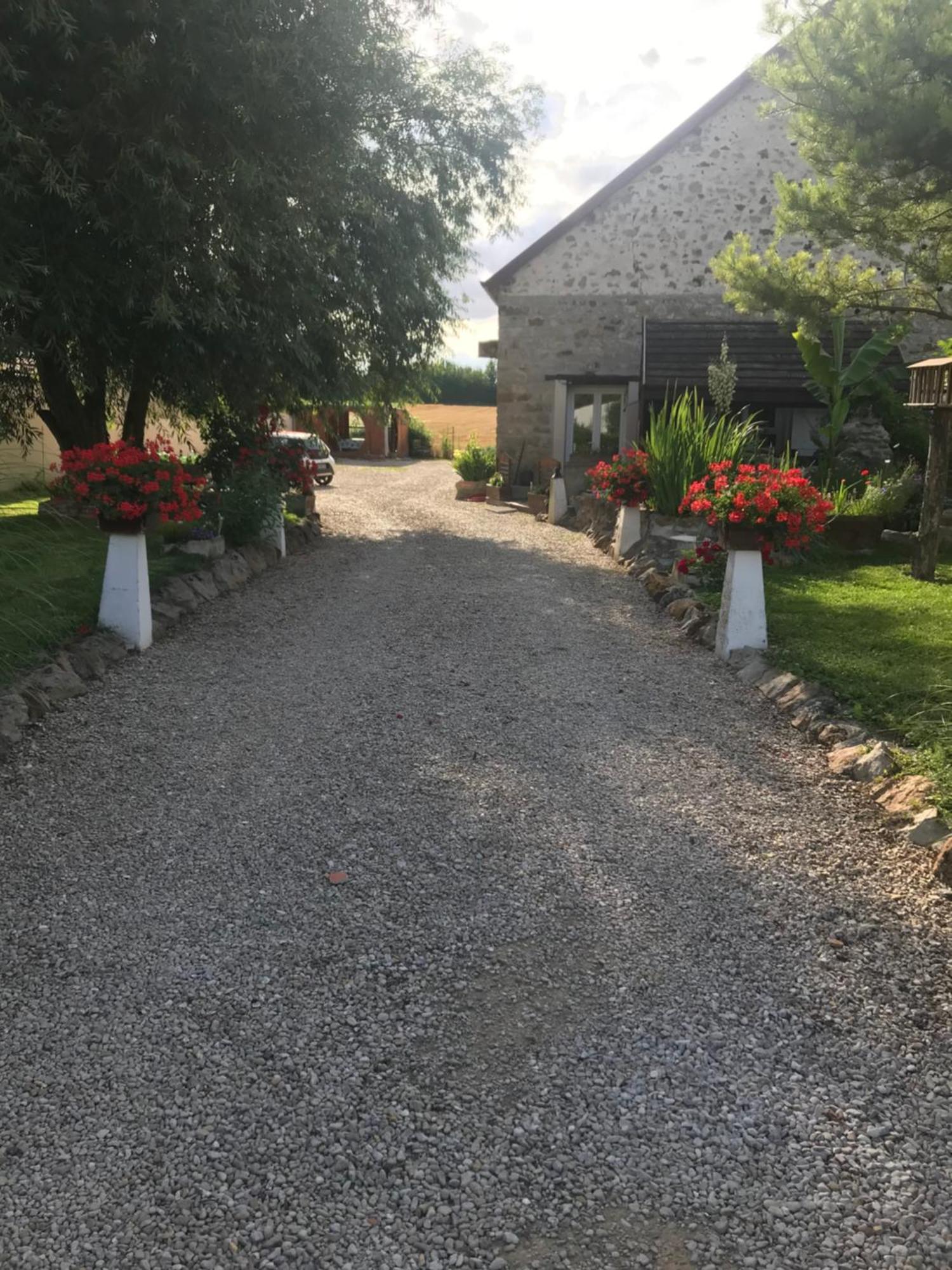 La Grange Aux Fleurs Hotell Rigny-la-Nonneuse Eksteriør bilde